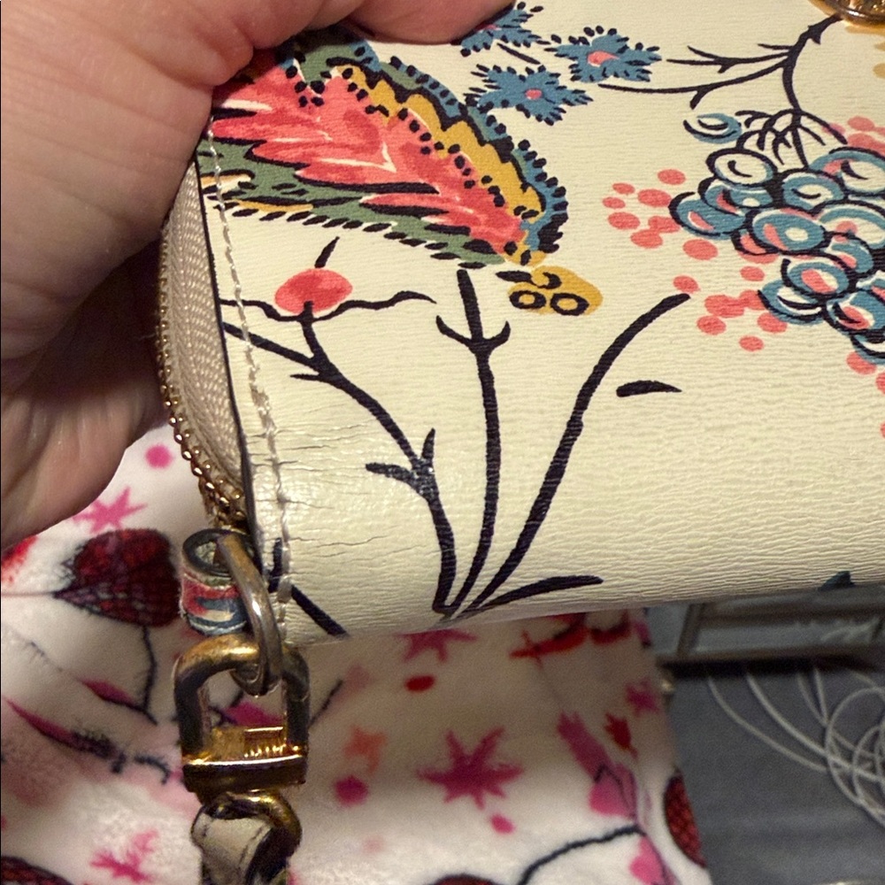 Tory Burch Wallet - Picture 2 of 8